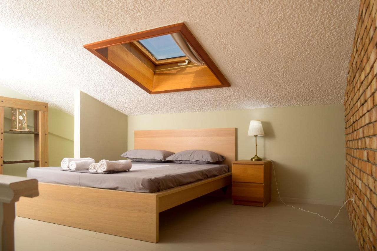 Agali 2 Superior Mezonet Front Of The Sea Apartment Akrogiali Bagian luar foto