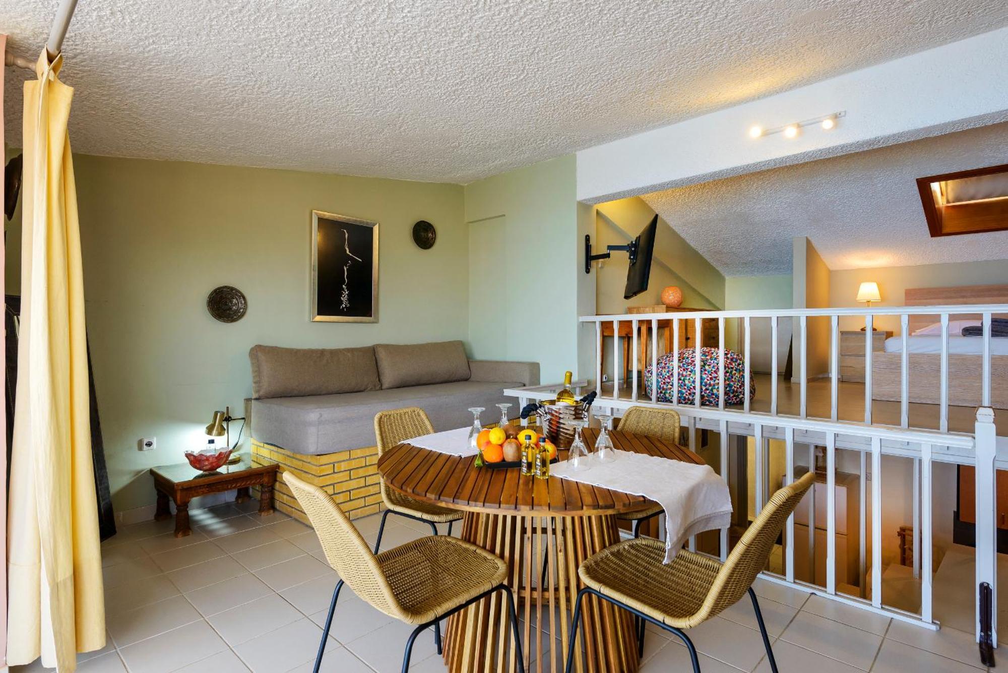 Agali 2 Superior Mezonet Front Of The Sea Apartment Akrogiali Bagian luar foto