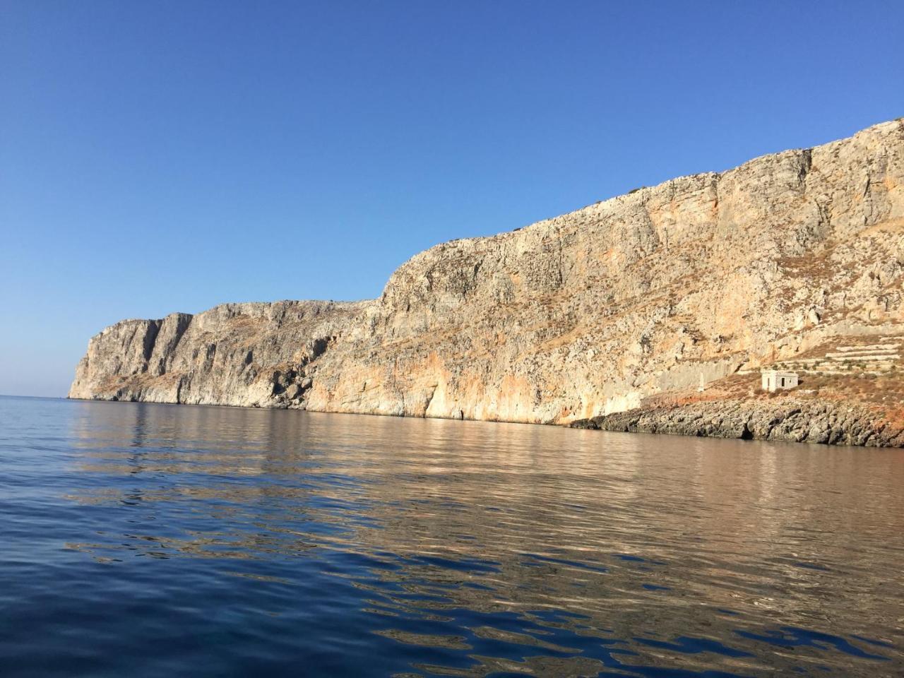 Agali 2 Superior Mezonet Front Of The Sea Apartment Akrogiali Bagian luar foto